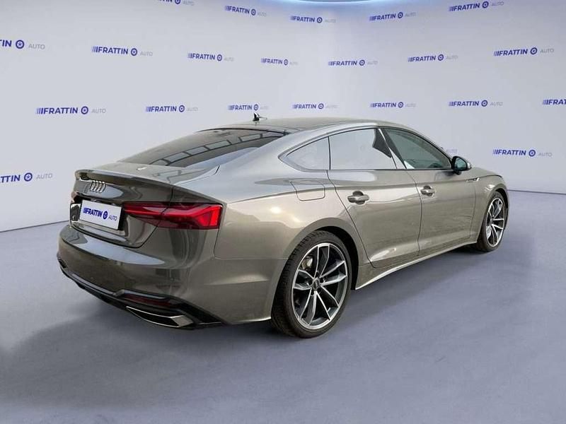 Usata Audi A5 S-Line 204 CV (150 kW) 2023 Gray Berlina