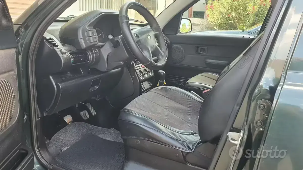 Usata Land Rover Freelander 111 CV (81 kW) 2002 Verde SUV