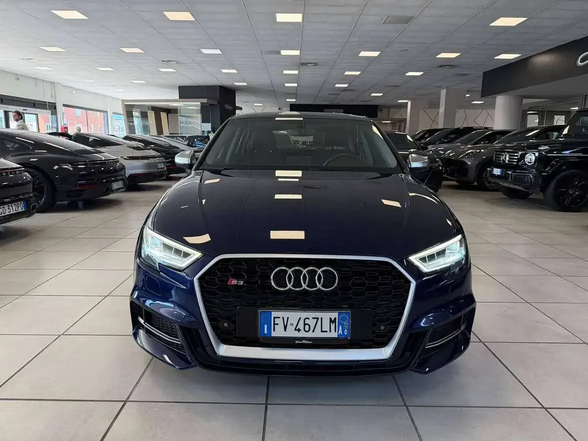 Usata Audi S3 300 CV (220 kW) 2019 Blu/azzurro Berlina