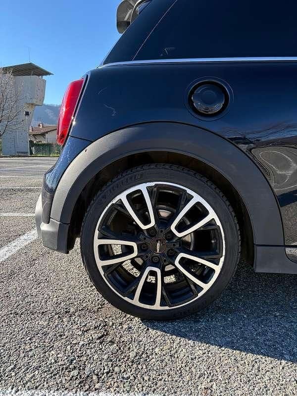 Usata Mini John Cooper Works 178 CV (130 kW) 2022 Blu/azzurro Utilitaria