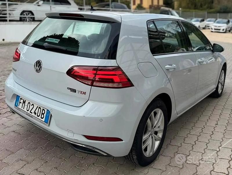 Usata VW Golf VII Business 116 CV (85 kW) 2017 Bianco Berlina