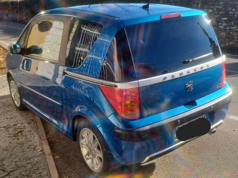 Usata Peugeot 1007 68 CV (50 kW) 2007 Blu/azzurro Monovolume