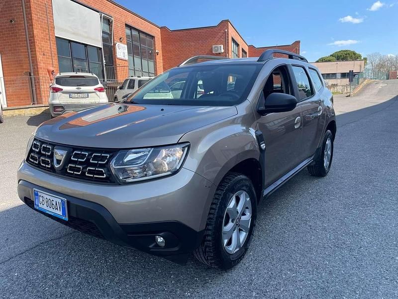 Usata Dacia Duster Prestige 101 CV (74 kW) 2020 Grigio SUV