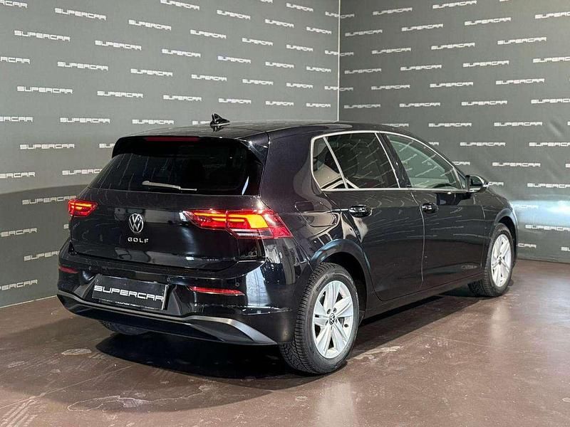 Usata VW Golf VII Life 150 CV (110 kW) 2020 Nero Berlina