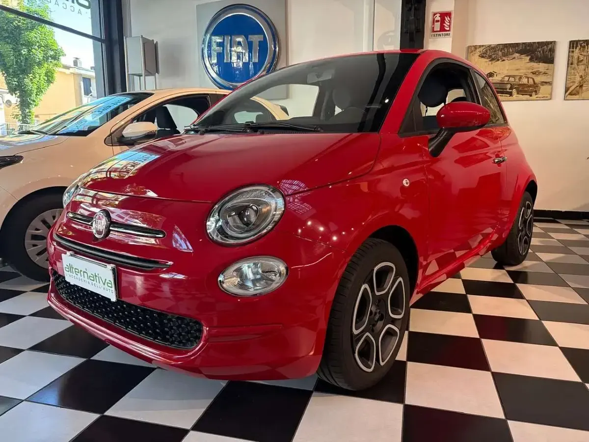 Usata Fiat 500 Club 69 CV (50 kW) 2022 Rosso Utilitaria