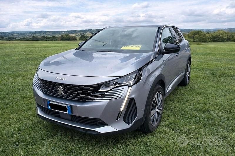 Usata Peugeot 3008 Allure 131 CV (96 kW) 2022 SUV