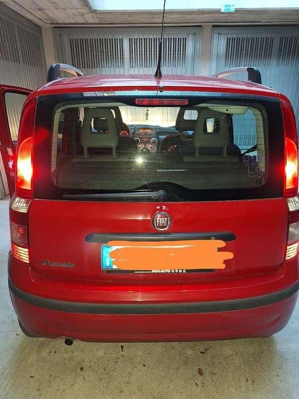 Usata Fiat Panda Dynamic 69 CV (50 kW) 2011 Rosso Utilitaria