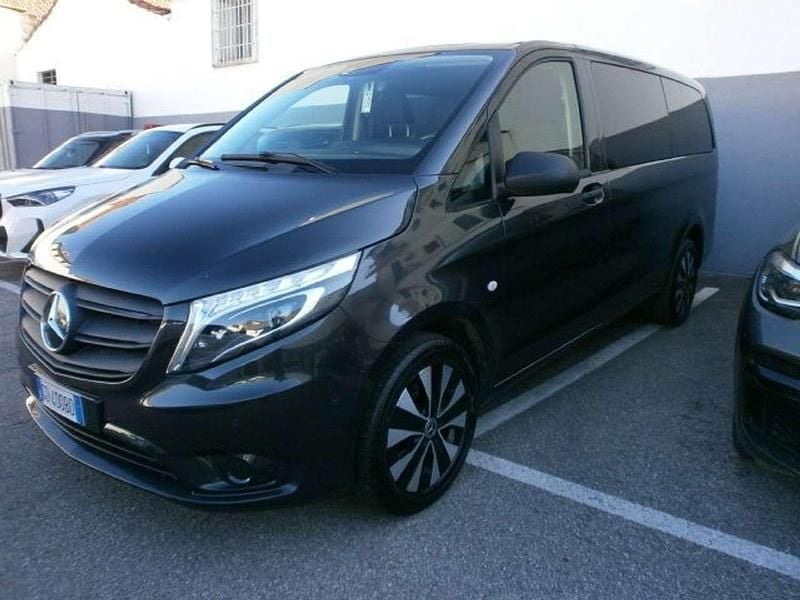 Usata Mercedes Vito 190 CV (139 kW) 2020 Grigio Furgone