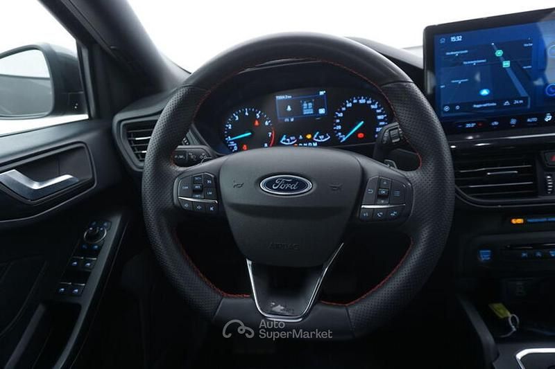 Usata Ford Focus 125 CV (91 kW) 2023 Gray Station wagon