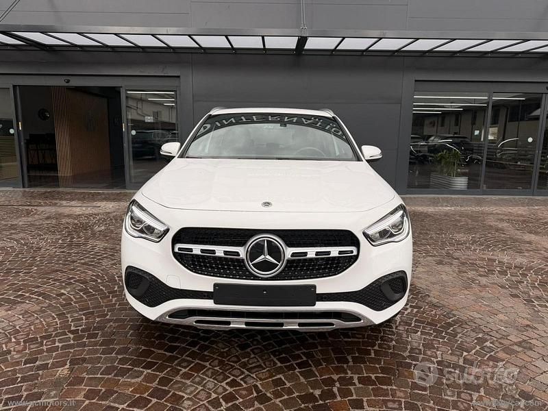 Usata Mercedes GLA200 Progressive 150 CV (110 kW) 2023 Bianco SUV