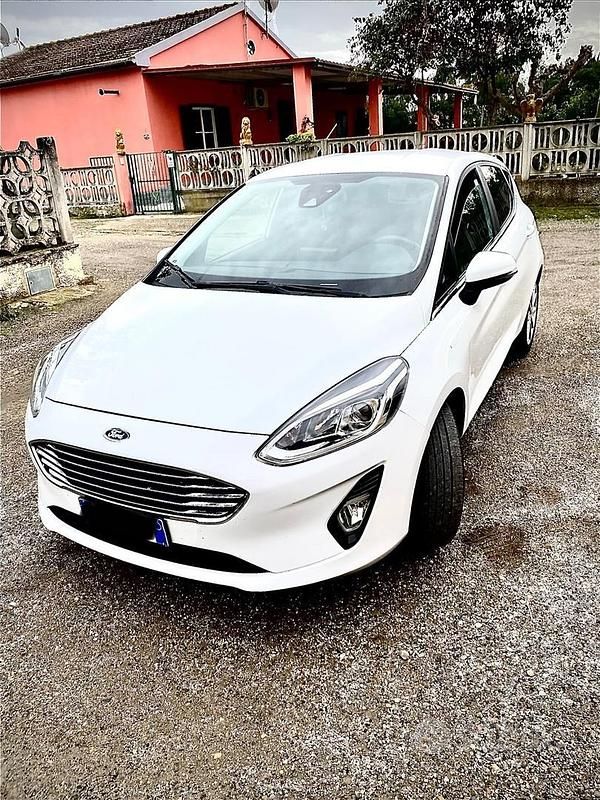 Usata Ford Fiesta Titanium 75 CV (55 kW) 2019 Bianco Berlina