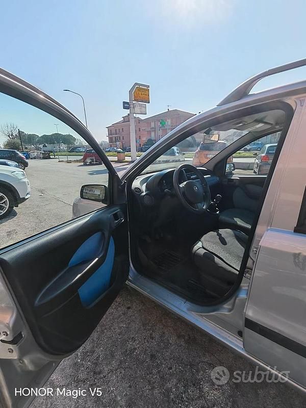 Usata Fiat Panda Dynamic 60 CV (44 kW) 2009 Argento Utilitaria