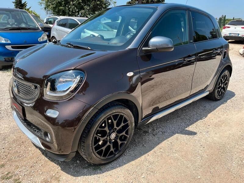 Usata Smart ForFour 90 CV (66 kW) 2018 Marrone Utilitaria