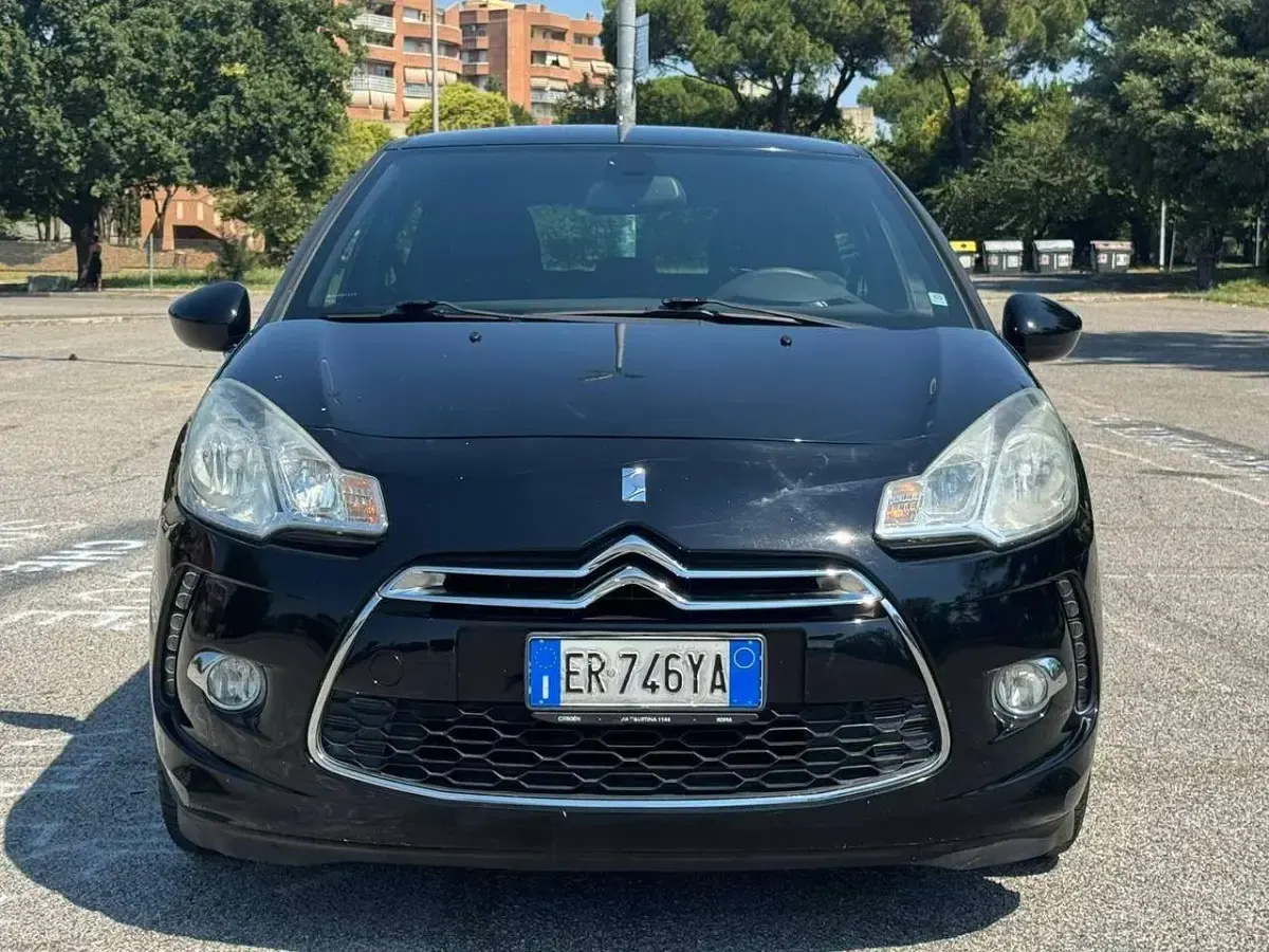 Usata Citroën DS3 82 CV (60 kW) 2013 Nero Berlina