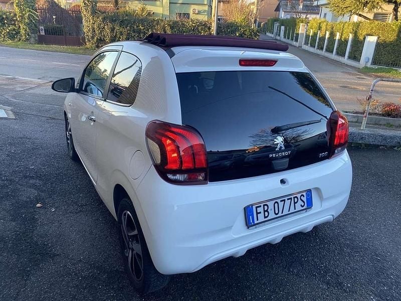 Usata Peugeot 108 Allure 69 CV (50 kW) 2016 Bianca Utilitaria