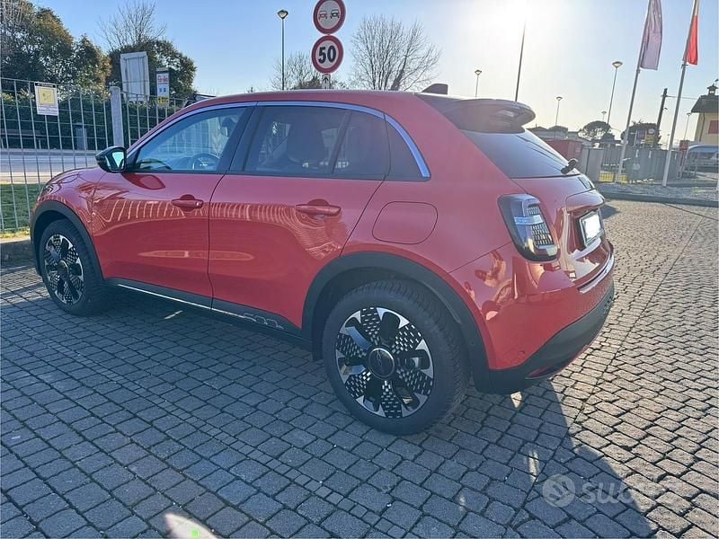 Occasion Fiat 600 La Prima 114 kW (156 ch) 2023 Citadine
