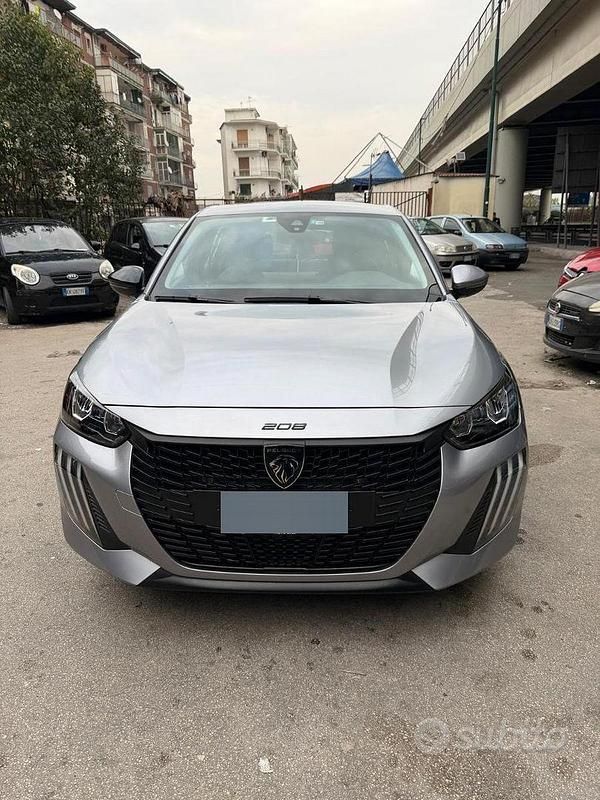 Usata Peugeot 208 75 CV (55 kW) 2024 Grigio Utilitaria