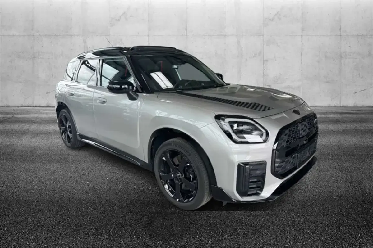 Usata Mini John Cooper Works Countryman 170 CV (125 kW) 2024 Argento SUV
