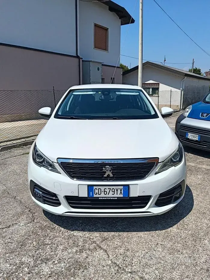 Usata Peugeot 308 Business-Line 131 CV (96 kW) 2021 Bianco Station wagon