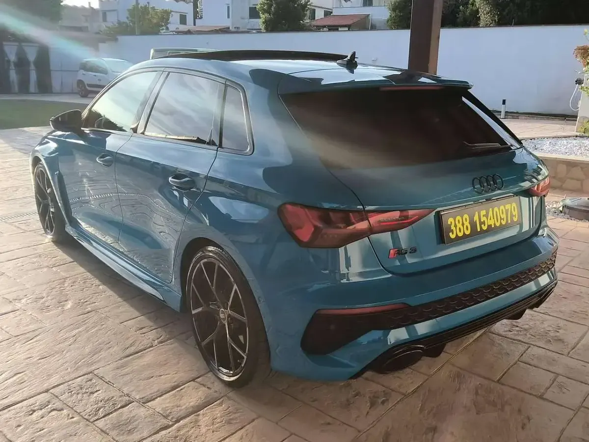 Usata Audi RS3 400 CV (294 kW) 2022 Blu/azzurro Berlina
