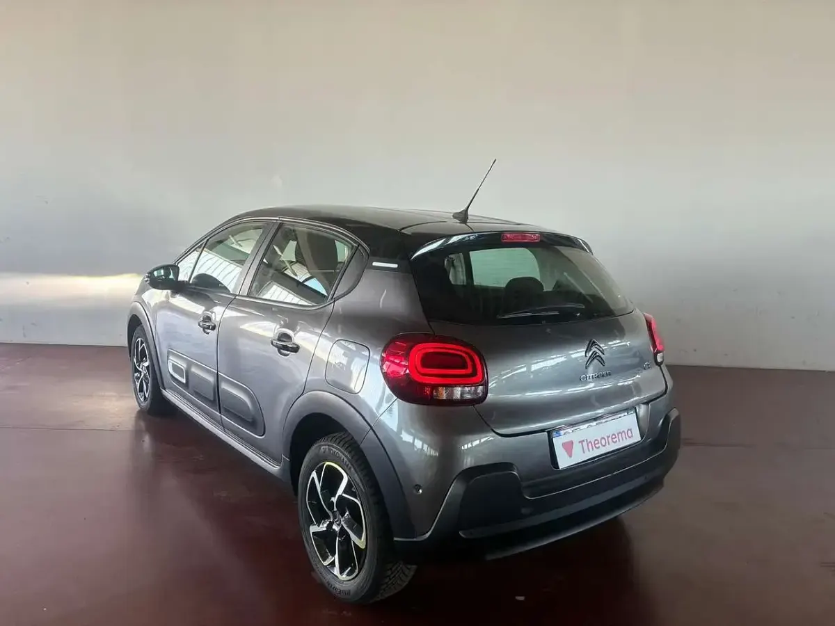 Usata Citroën C3 Shine 102 CV (75 kW) 2021 Grigio Utilitaria