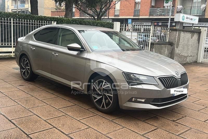 Usado Skoda Superb LAURIN & KLEMENT 280 CV (205 kW) 2017 Altro Berlina