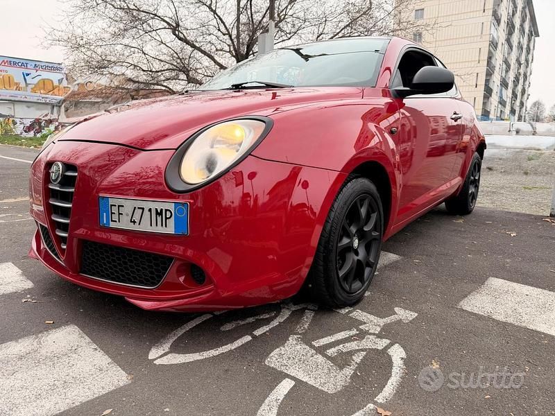 Usata Alfa Romeo MiTo Distinctive 120 CV (88 kW) 2010 Rosso Utilitaria
