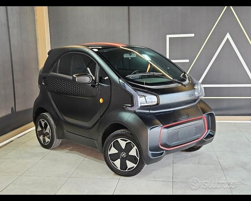 Usata XEV Yoyo 7 kW (10 CV) 2022 Nero Utilitaria