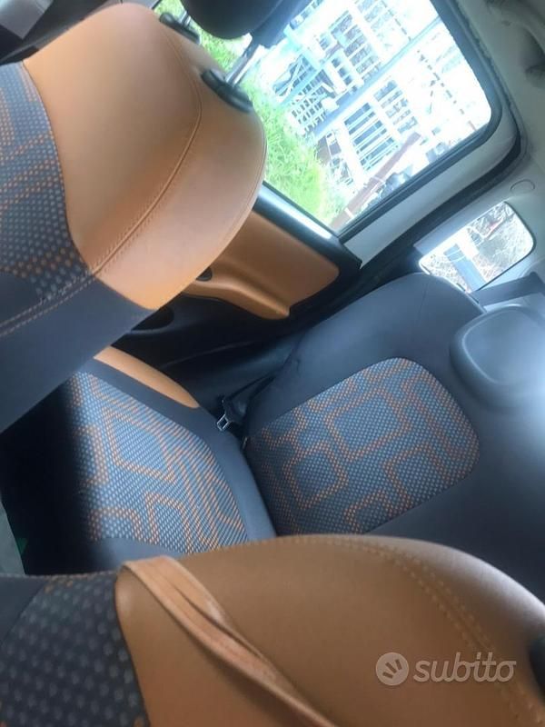 Usata Fiat Panda 4x4 95 CV (69 kW) 2013 Bianco Utilitaria