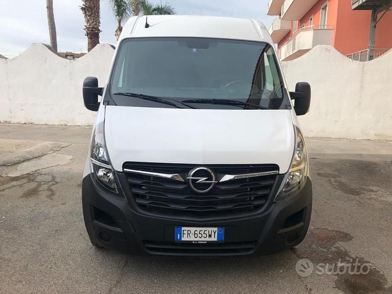 Bianco Usata 2018 Opel Movano Berlina | 9999 € (Ottimo prezzo) - Immagine 1/4