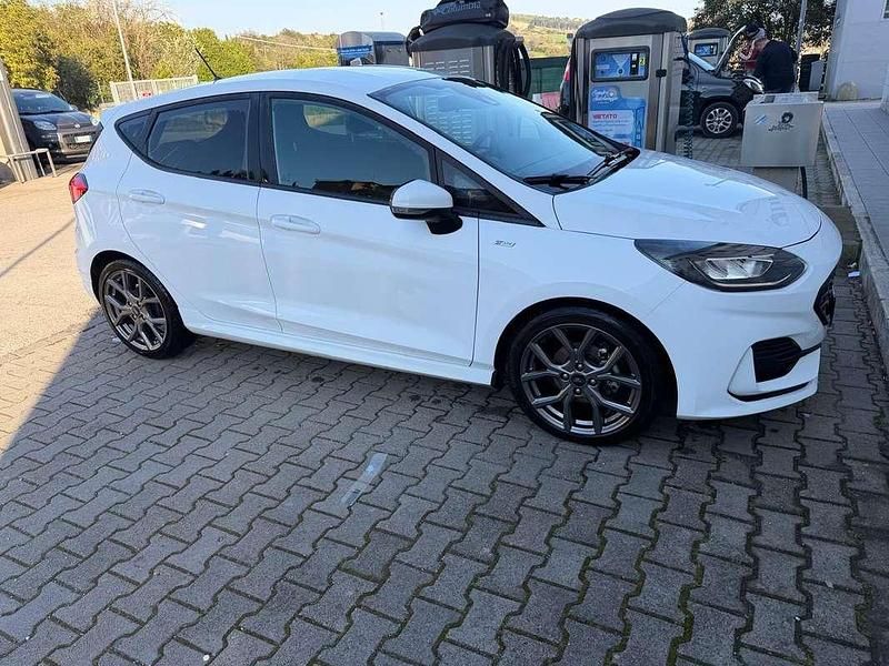 Usata Ford Fiesta ST-Line 125 CV (91 kW) 2023 Bianco Utilitaria