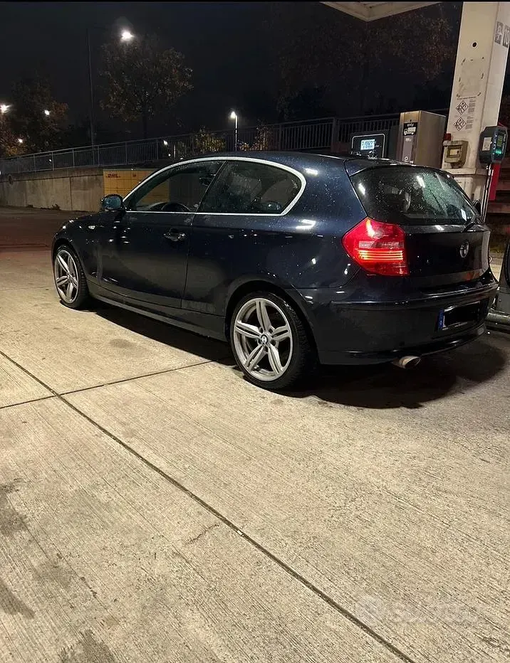 Usata BMW 123 204 CV (150 kW) 2008 Blu Utilitaria