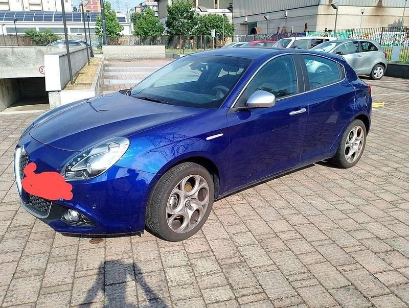 Usata 2020 Alfa Romeo Giulietta Due volumi | 18.000 € (Buon prezzo) - Immagine 1/4