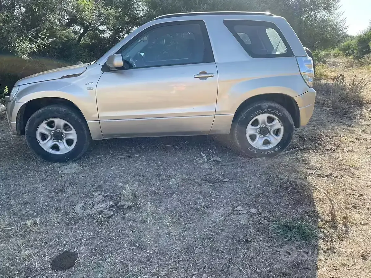 Usata Suzuki Grand Vitara 129 CV (94 kW) 2010 SUV