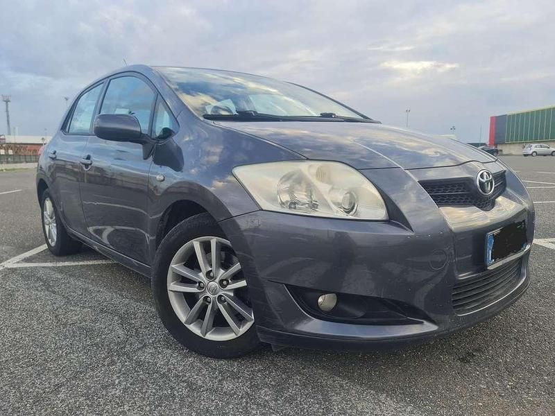 Usata Toyota Auris Sol 126 CV (92 kW) 2009 Grigio Berlina