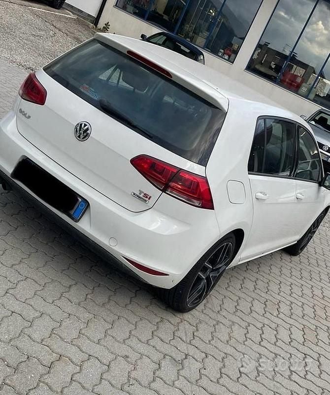 Usata VW Golf VII LOUNGE 150 CV (110 kW) 2015 Bianco Berlina