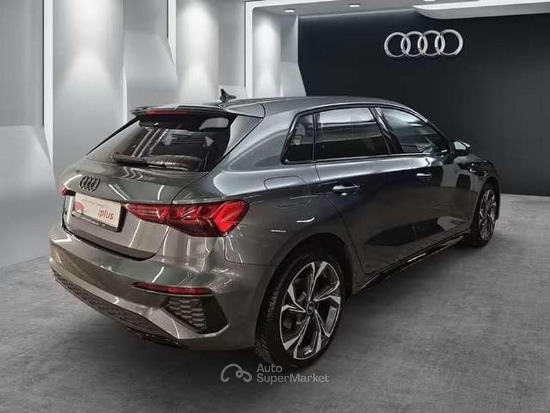 Usata Audi A3 S-Line 150 CV (110 kW) 2022 Grigio Berlina