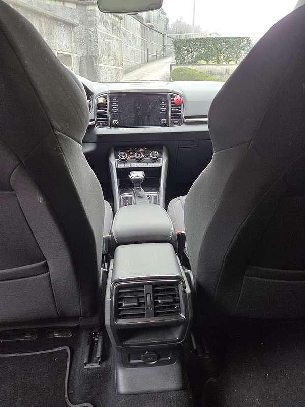 Usata Skoda Karoq Executive 116 CV (85 kW) 2023 Argento SUV