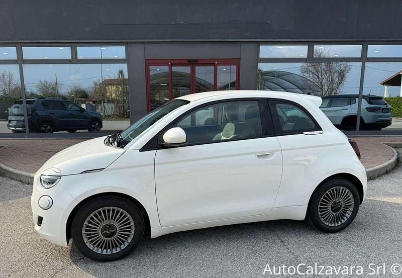 Nuova Fiat 500 65 CV (47 kW) 2026 Bianco gelato Berlina