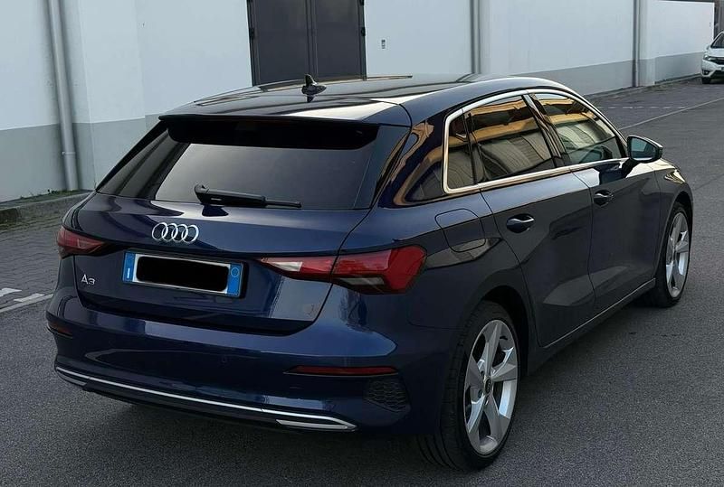 Usata Audi A3 Advanced 150 CV (110 kW) 2022 Blu/azzurro Berlina