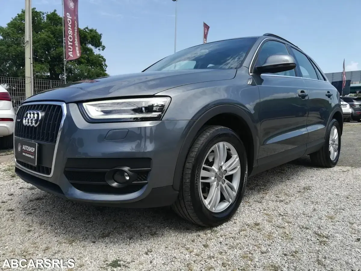 Usata Audi Q3 176 CV (129 kW) 2012 Grigio SUV