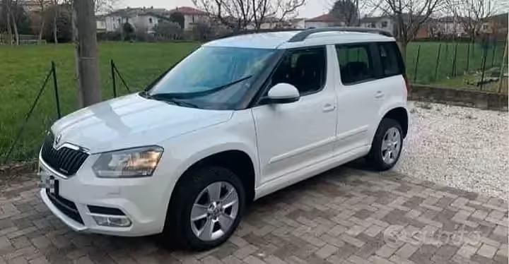 Usata Skoda Yeti GreenLine 105 CV (77 kW) 2012 Bianco SUV