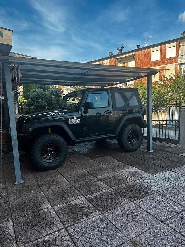 Usata Jeep Wrangler 2008 Nero SUV