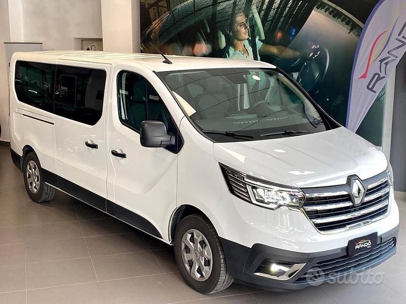 Usata Renault Trafic 150 CV (110 kW) 2023 Bianco Monovolume