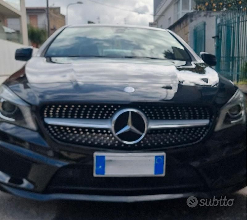 Usata Mercedes CLA220 Premium 170 CV (125 kW) 2013 Nero Berlina