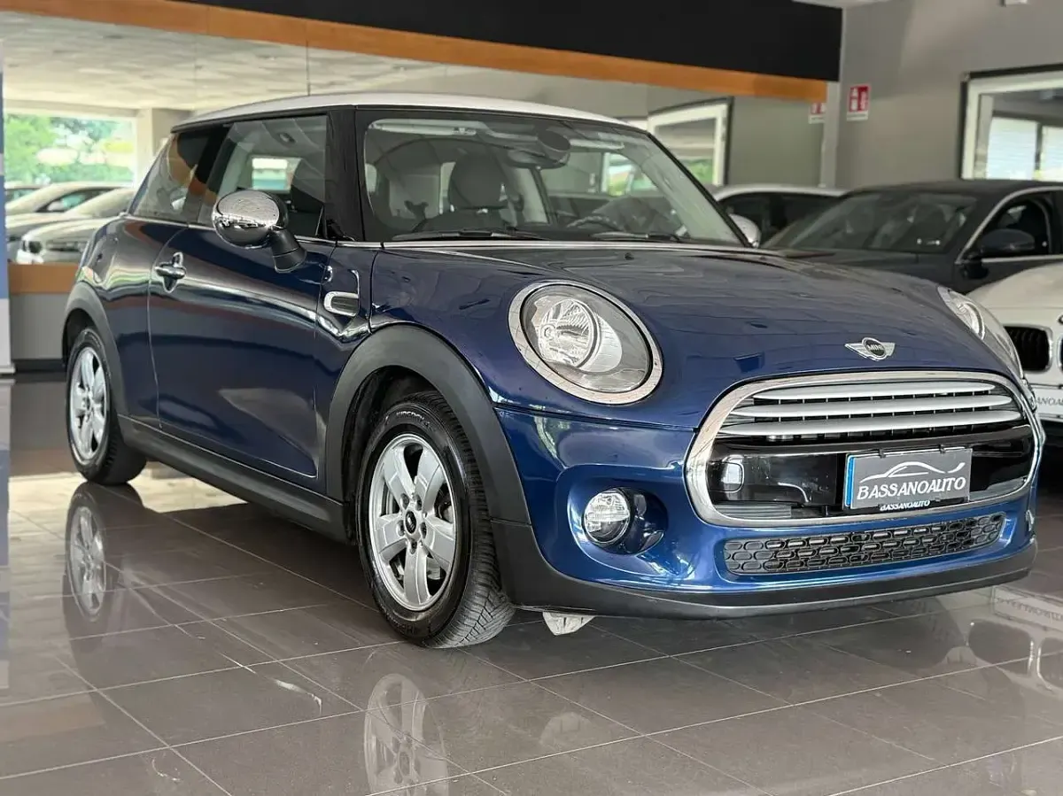 Usata Mini Cooper D 116 CV (85 kW) 2014 Blu/azzurro Utilitaria