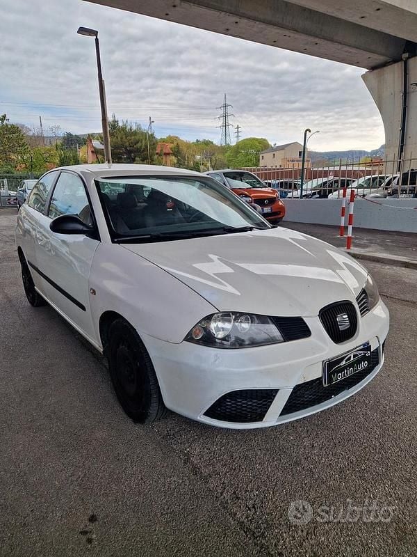 Usata Seat Ibiza 60 CV (44 kW) 2007 Bianco Utilitaria