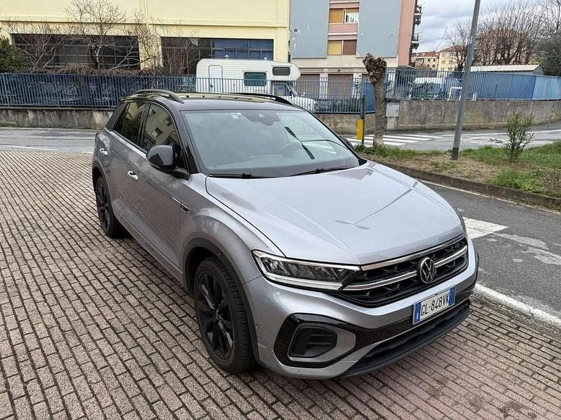 Usata VW T-Roc R-line 110 CV (80 kW) 2023 Grigio SUV