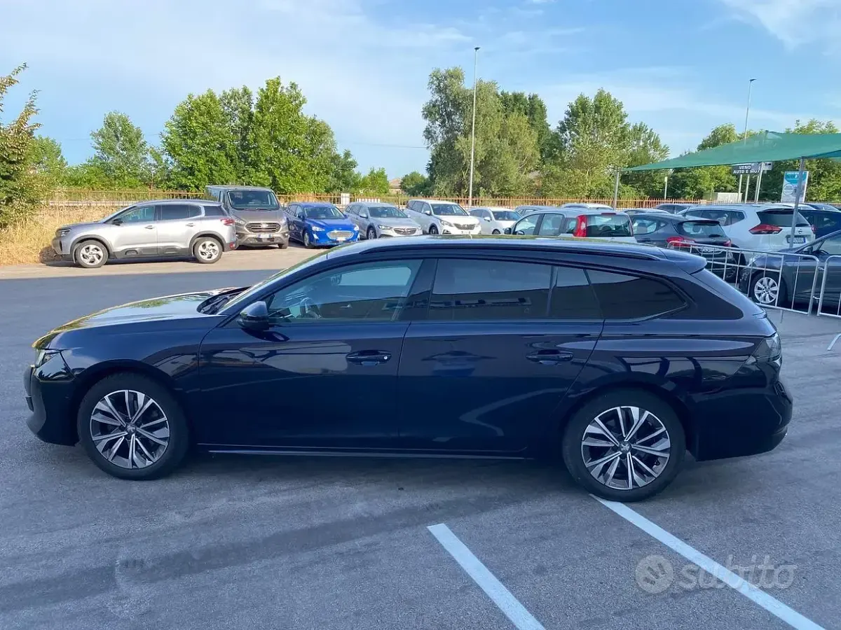 Usata Peugeot 508 SW Allure 131 CV (96 kW) 2022 Blu Station wagon