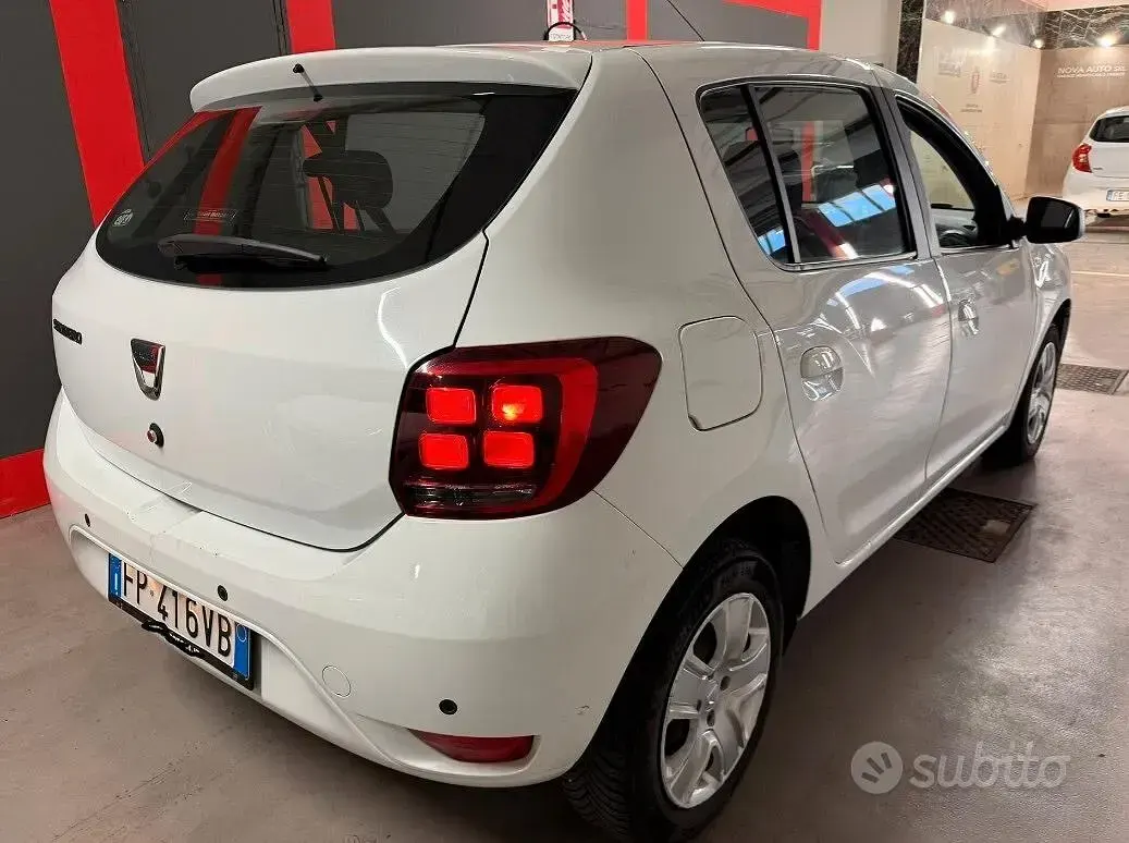 Usata Dacia Sandero 75 CV (55 kW) 2018 Bianco Berlina